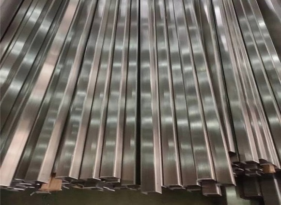 304不锈钢管焊接时若何预防碳化物沉淀