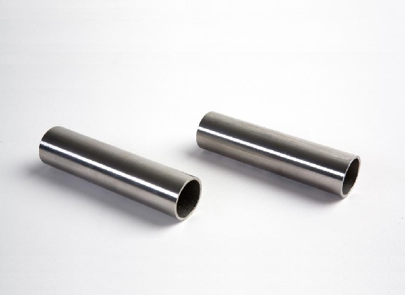 304不锈钢焊管加工离不开光滑剂