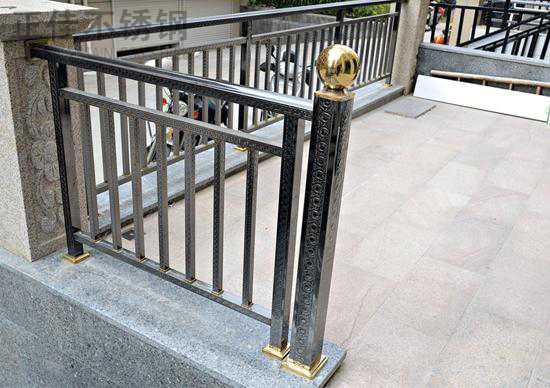 不锈钢元宝斑纹管围栏