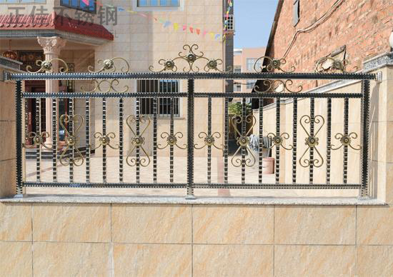 不锈钢点状斑纹管围栏3